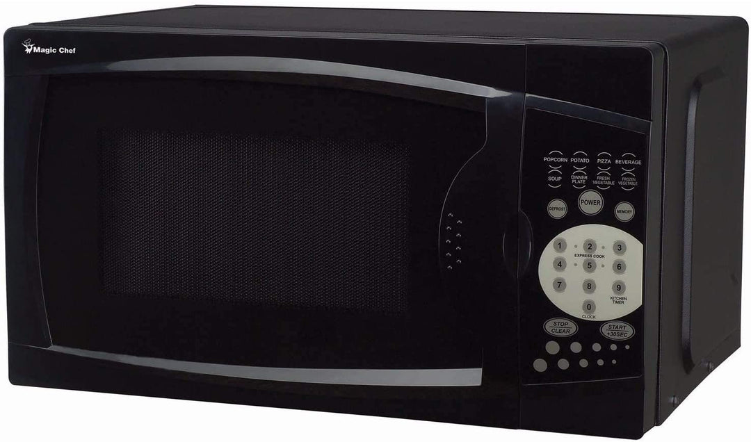 Magic Chef MCM770B Microwave, 0.7 Cu. Ft., 700W, with 1-Year Warranty