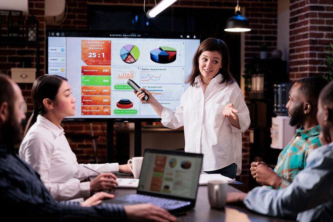 The Best Wireless Screen Sharing for Hybrid Teams