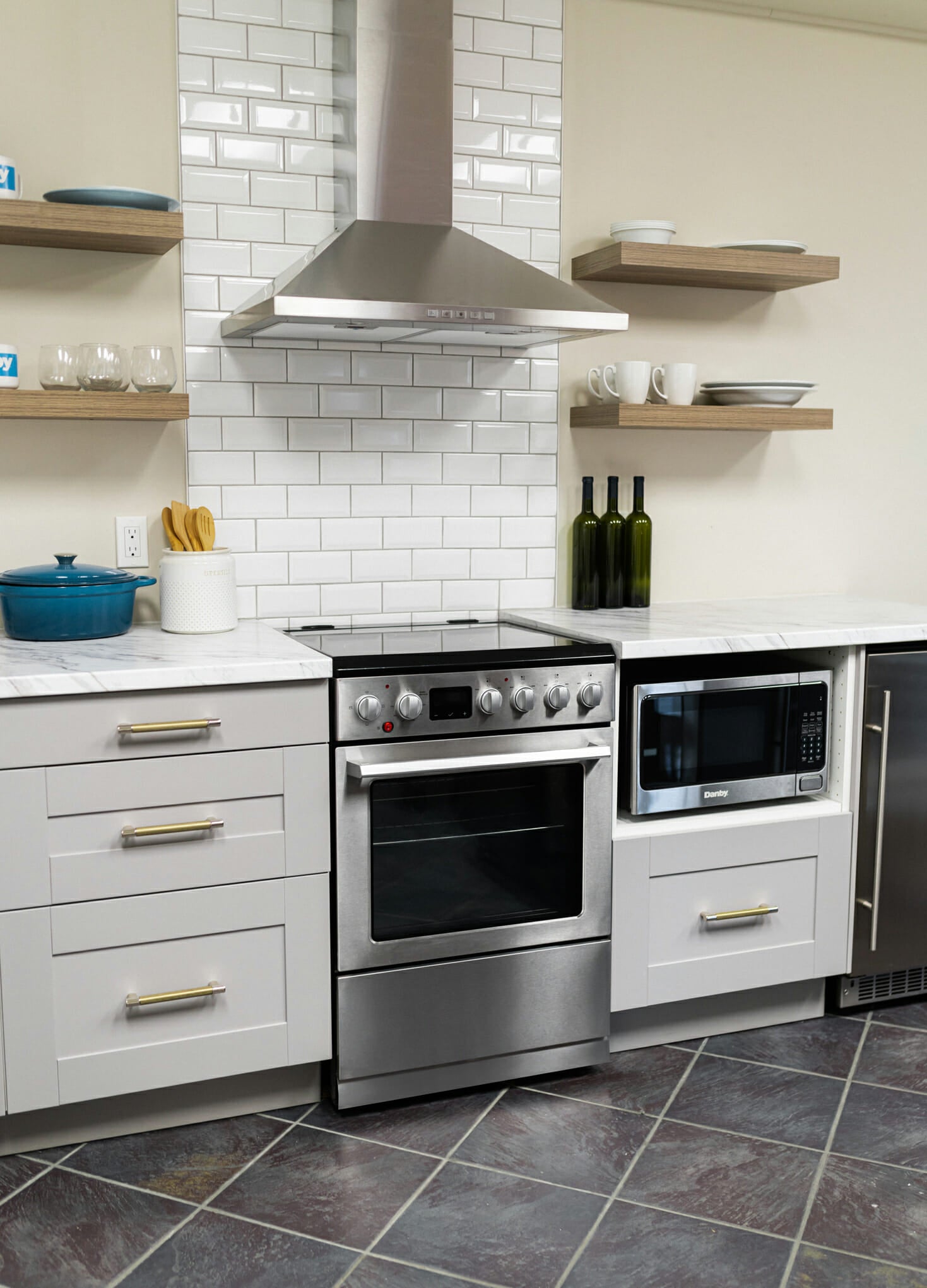 Compact Kitchen Range Commercial and Residential Kitchen Appliance Ranges for Sale – KniTec