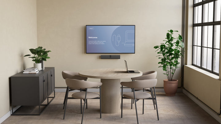 Jabra PanaCast U30 Plug-and-play USB video bar for huddle and small rooms